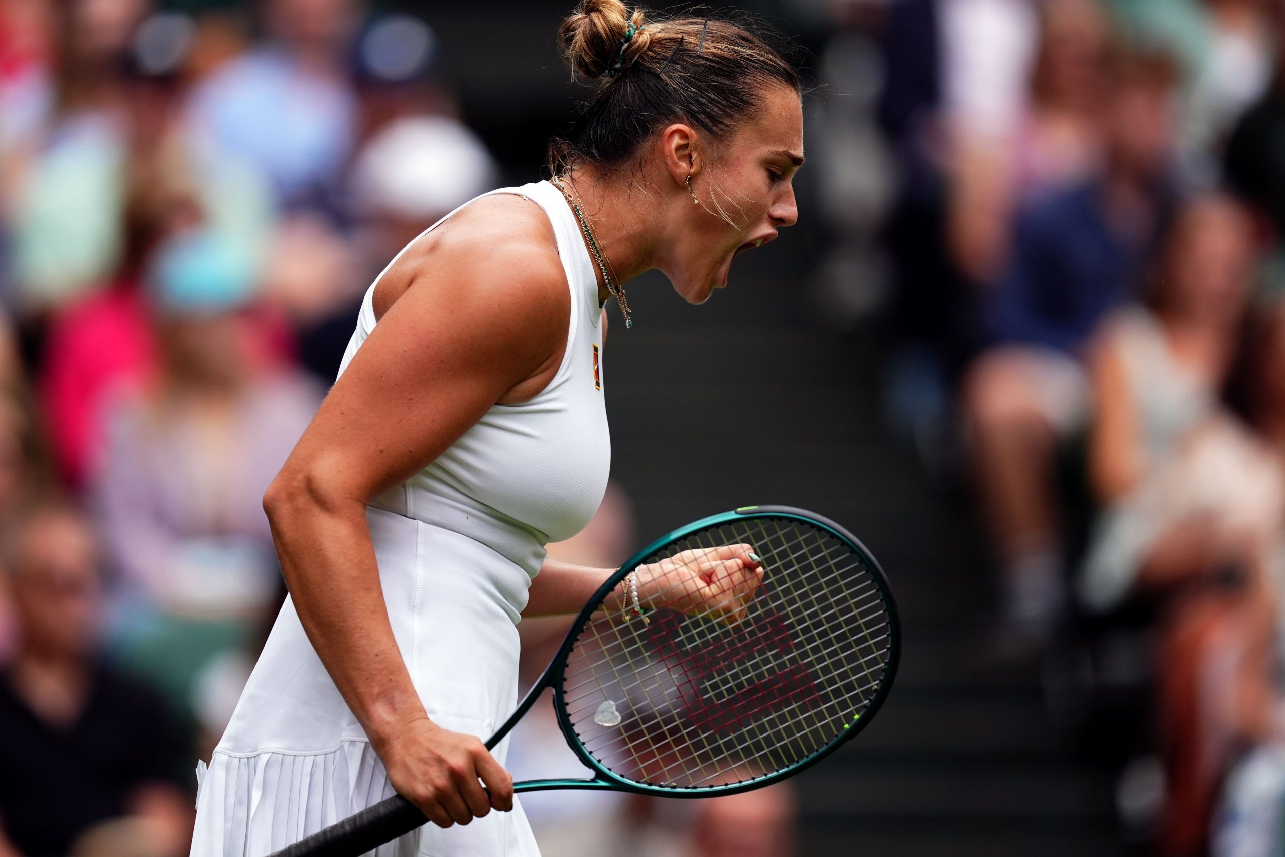 Sabalenka Survives Raducanu Scare to Advance at Wimbledon